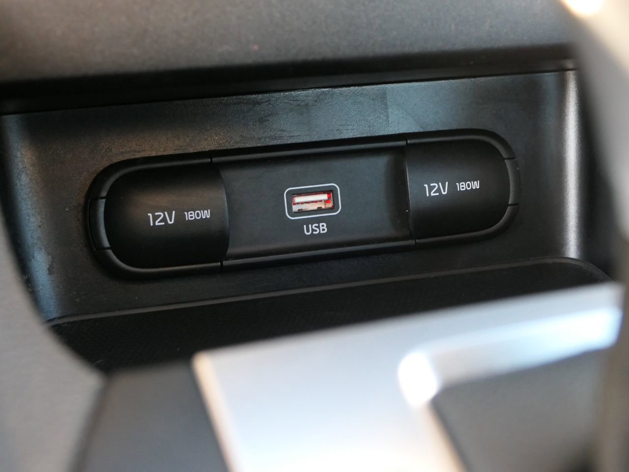 Used 2023 Kia Forte LXS w/ LXS Technology Package image 21