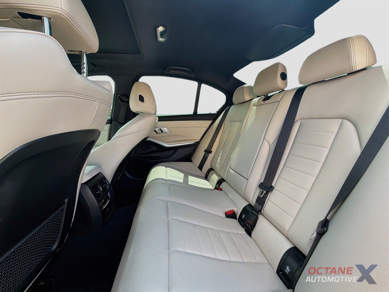 Used 2023 BMW 330i Sedan w/ M Sport Package RWD image 25