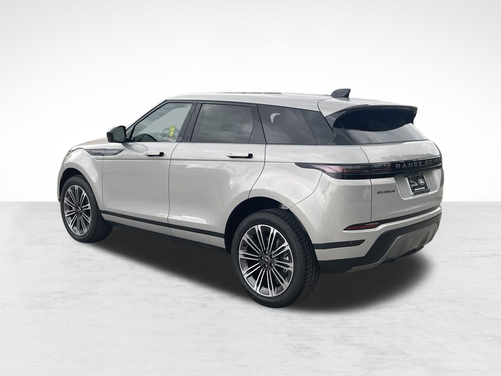 Used 2025 Land Rover Range Rover Evoque S image 3