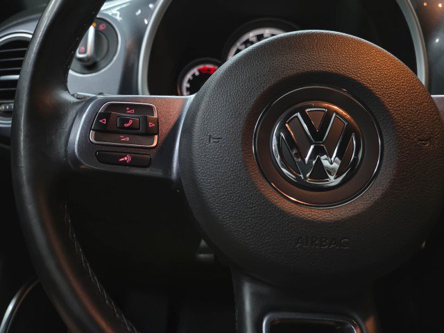 Used 2017 Volkswagen Beetle 1.8T S FWD image 21