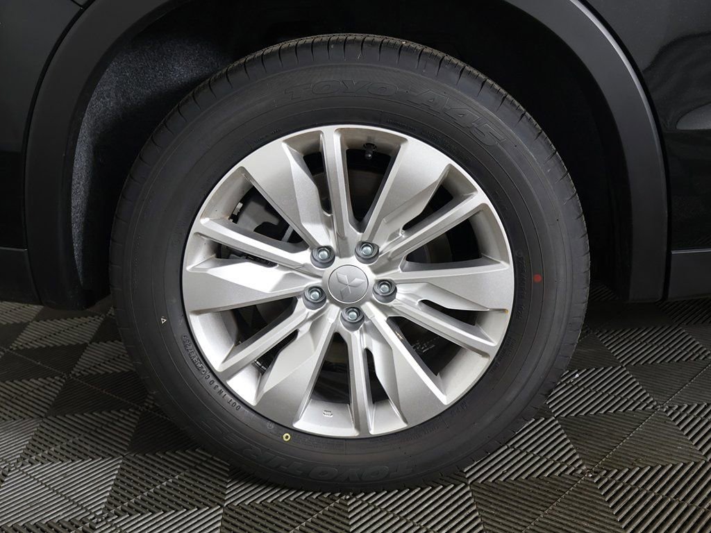 New 2026 Mitsubishi Outlander ES AWD/4WD image 19