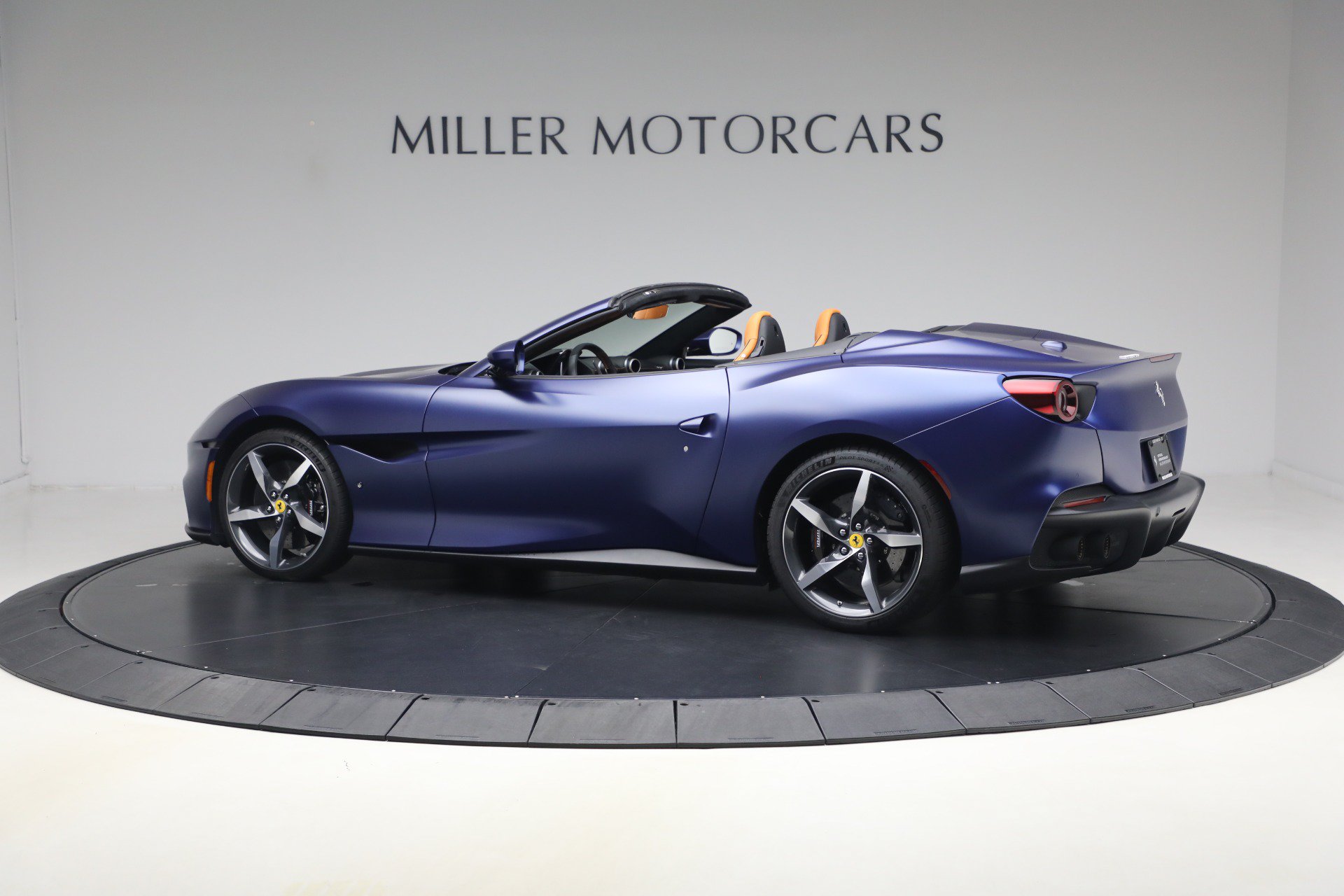 Certified 2023 Ferrari Portofino M RWD image 5