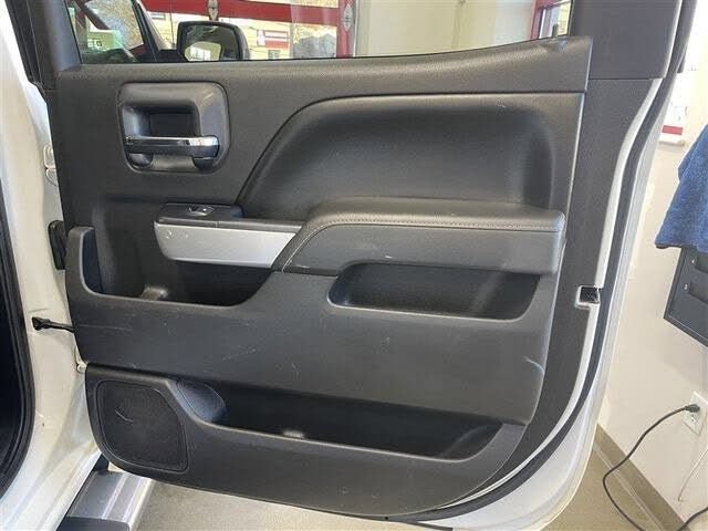 Used 2015 Chevrolet Silverado 2500 LTZ AWD/4WD image 20