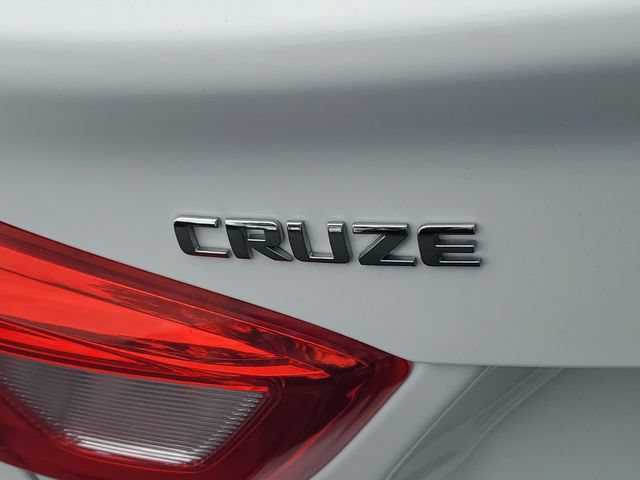 Certified 2016 Chevrolet Cruze LT FWD image 9