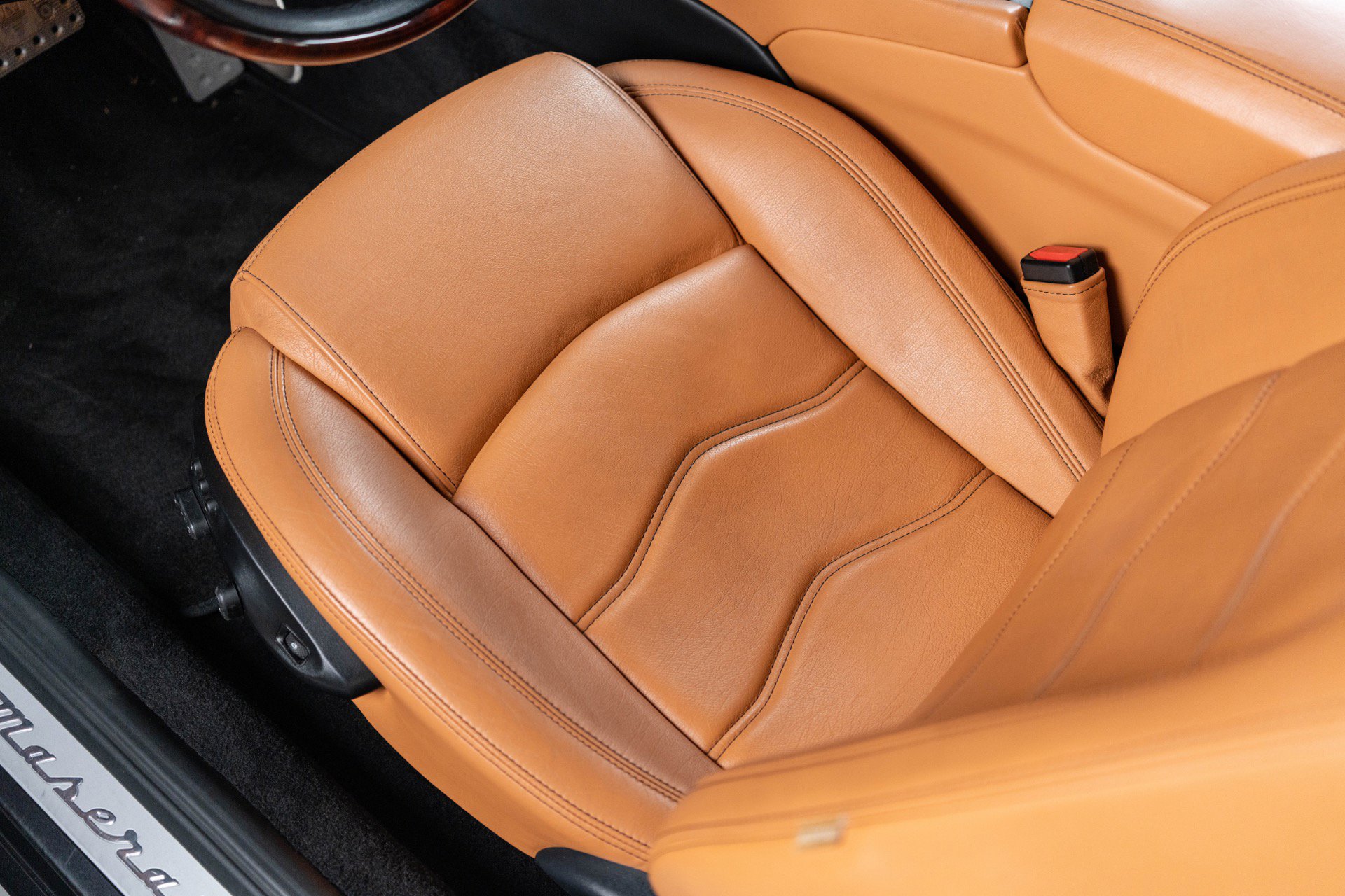 Used 2012 Maserati GranTurismo S image 42