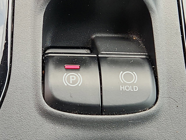 Used 2025 Toyota Corolla Cross XLE AWD/4WD image 24