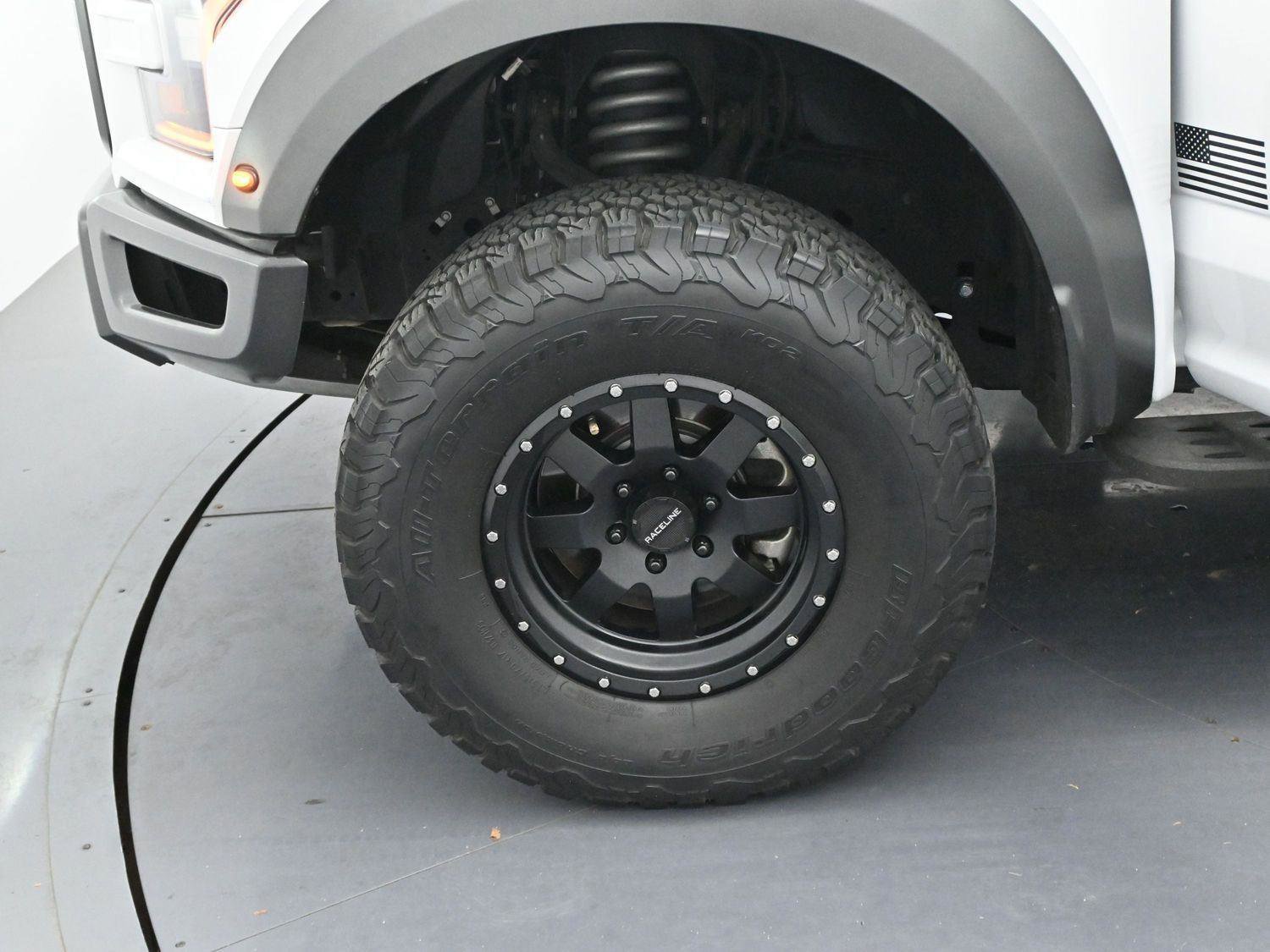 Used 2020 Ford F150 Raptor w/ Equipment Group 802A Luxury AWD/4WD image 40