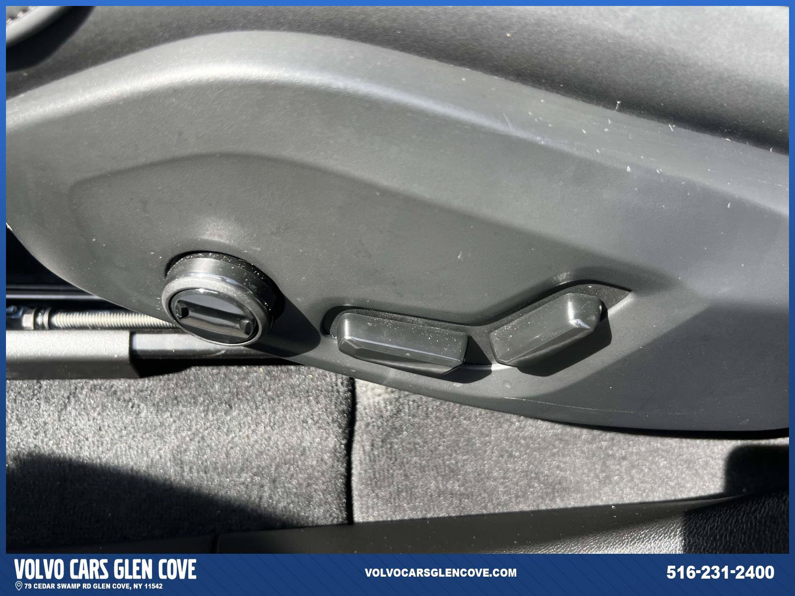 Used 2026 Volvo XC60 B5 Plus w/ Protection Package Premier AWD/4WD image 17