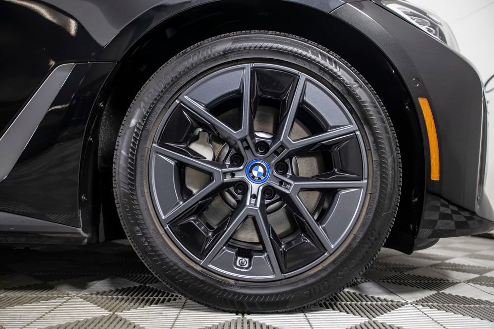 Used 2023 BMW i4 eDrive35 RWD image 44