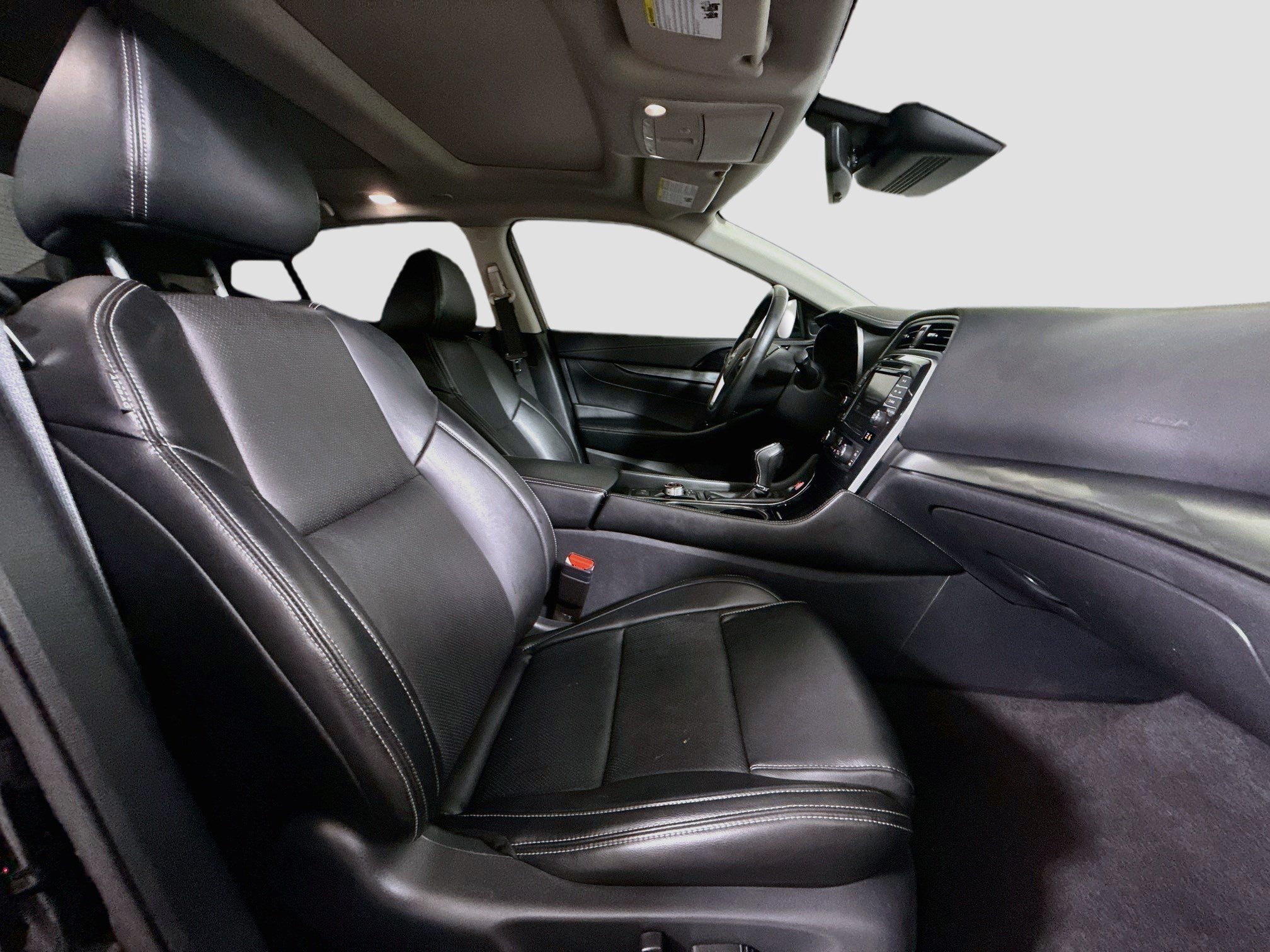 Used 2023 Nissan Maxima SL FWD image 29
