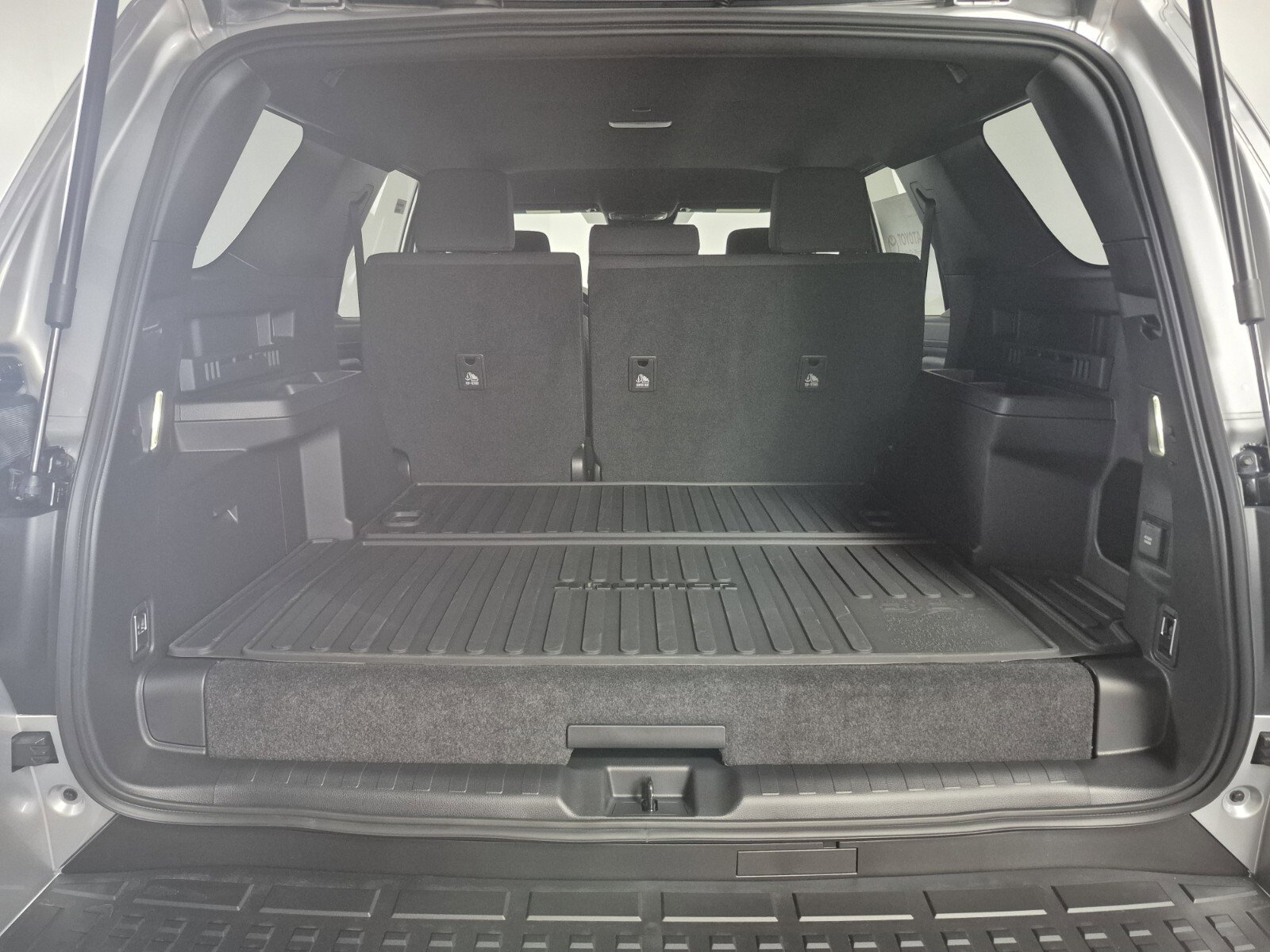 New 2026 Toyota 4Runner Limited AWD/4WD image 14