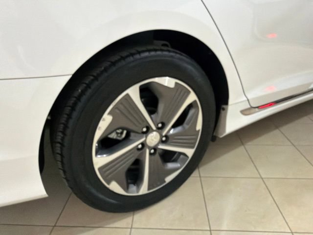 Used 2019 Hyundai Sonata Limited FWD image 27