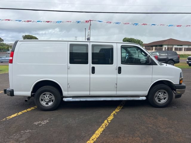 Used 2022 Chevrolet Express 2500 w/ Driver Convenience Package RWD image 6