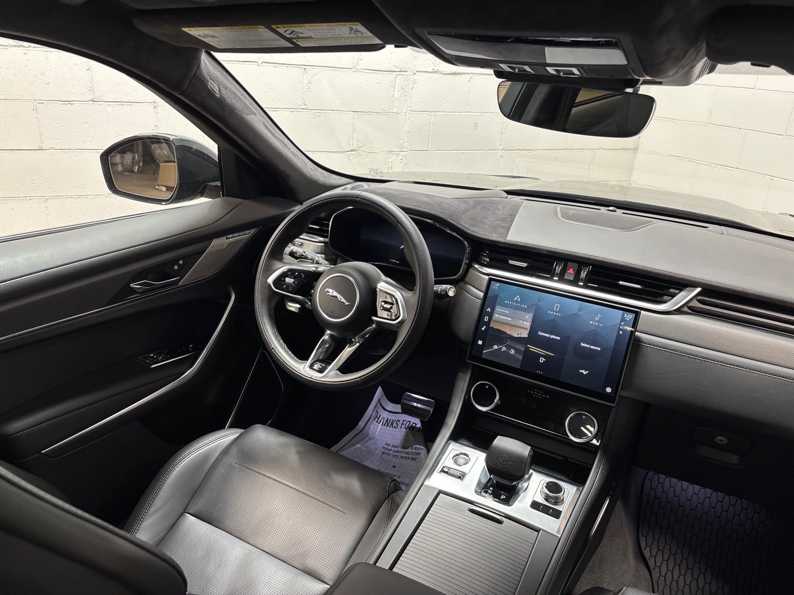 New 2026 Jaguar F-PACE SVR 575 Edition AWD/4WD image 35