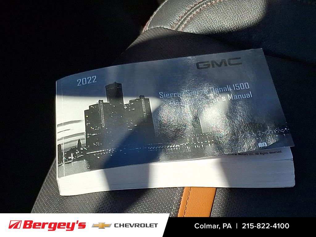 Certified 2022 GMC Sierra 1500 AT4 w/ AT4 Premium Package AWD/4WD image 31