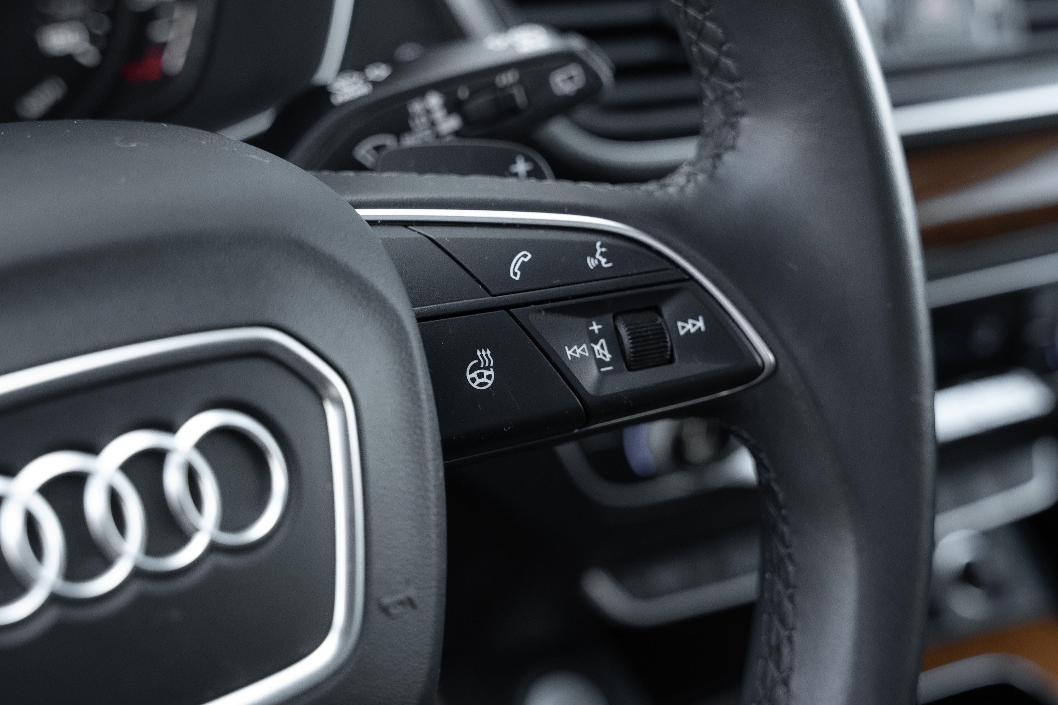 Certified 2023 Audi Q5 2.0T Premium w/ Convenience Package image 12