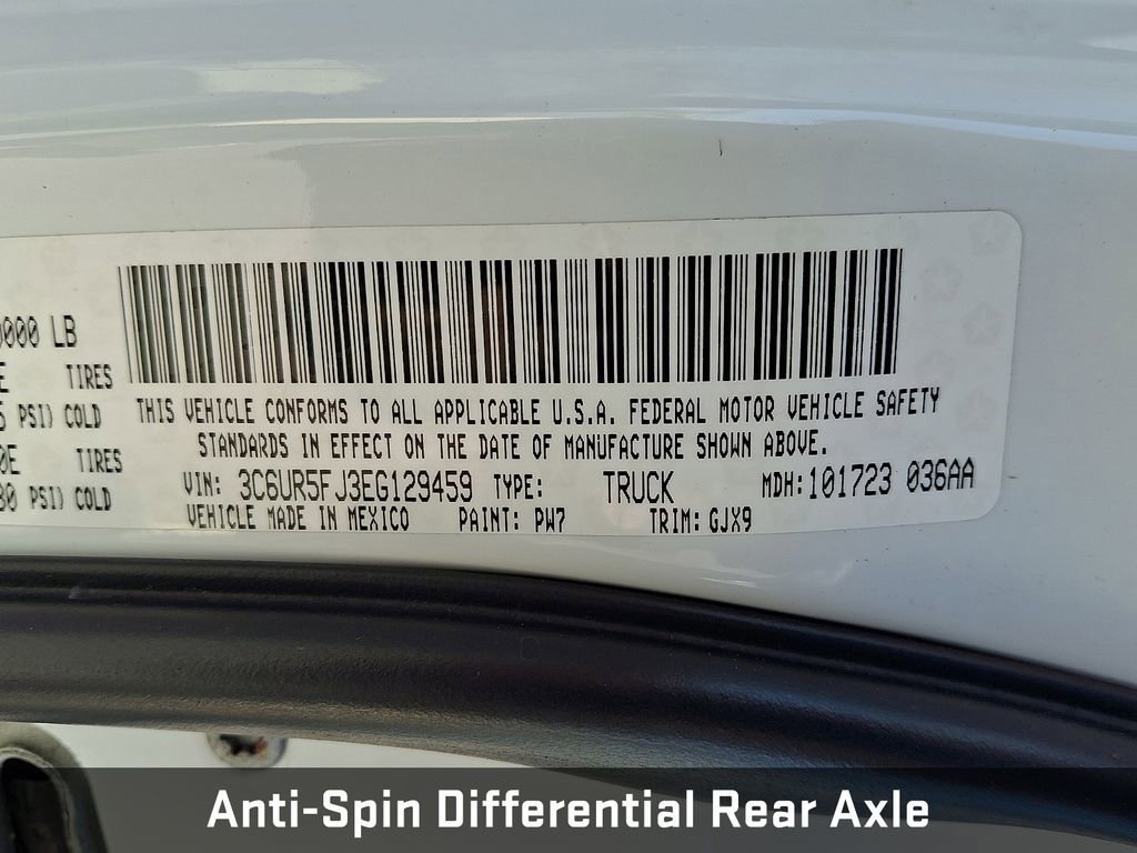 Used 2014 RAM 2500 Laramie w/ Convenience Group AWD/4WD image 22