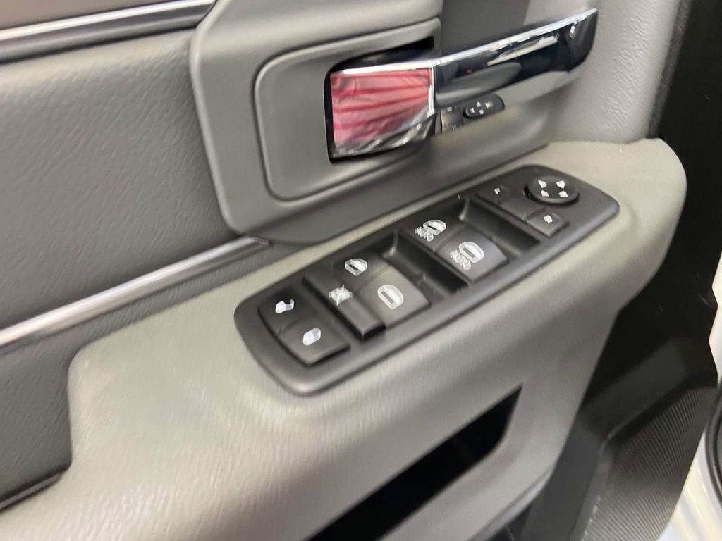 Used 2019 RAM 1500 Classic Warlock image 22