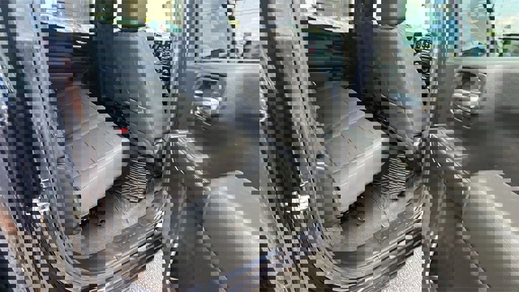 Certified 2022 Chevrolet Silverado 1500 Custom w/ LPO, Dark Essentials Package image 18