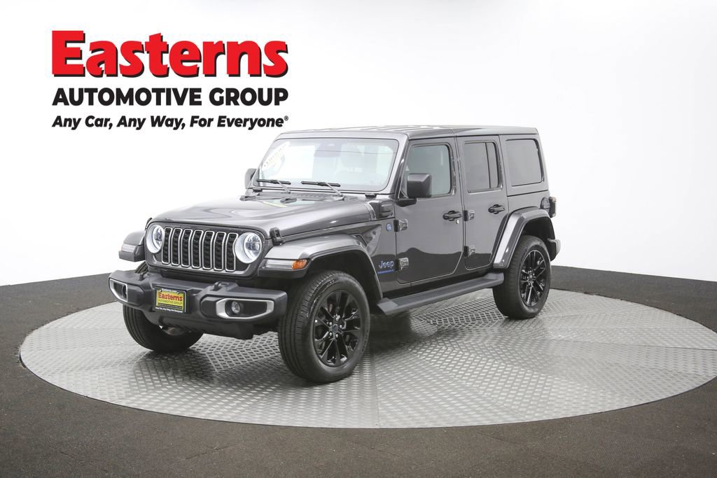 Used 2025 Jeep Wrangler Unlimited Sahara AWD/4WD image 51