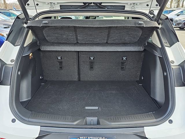 Used 2022 Buick Encore GX Essence w/ Advanced Technology Package image 31