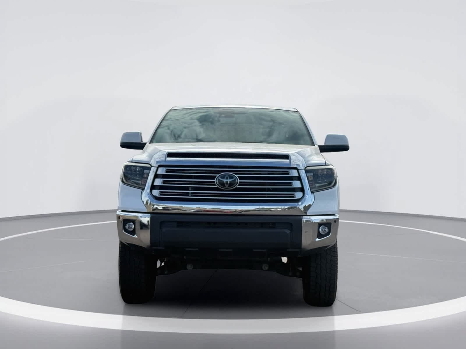 Used 2021 Toyota Tundra Limited w/ Limited Premium Package AWD/4WD image 1
