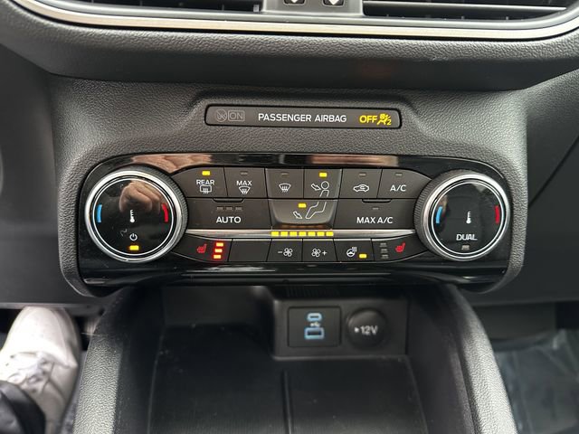 Certified 2022 Ford Escape SEL image 24