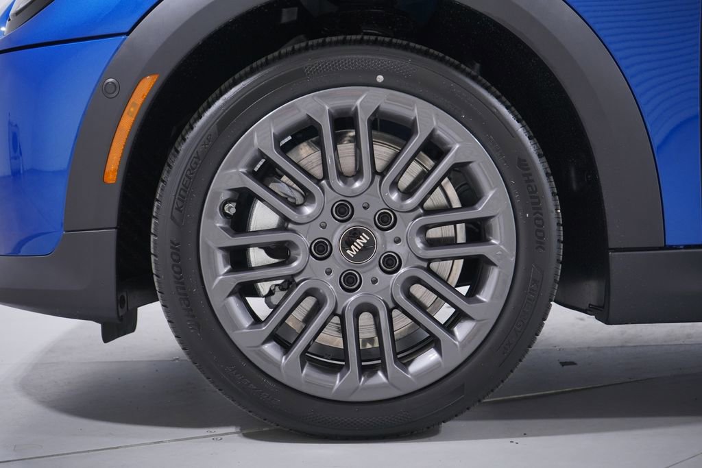 New 2026 MINI Cooper 2-Door Hardtop image 2