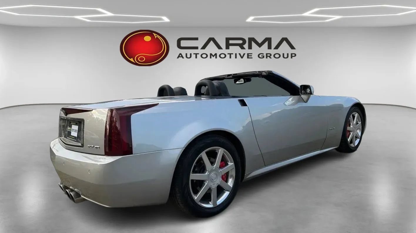 Used 2004 Cadillac XLR RWD image 5
