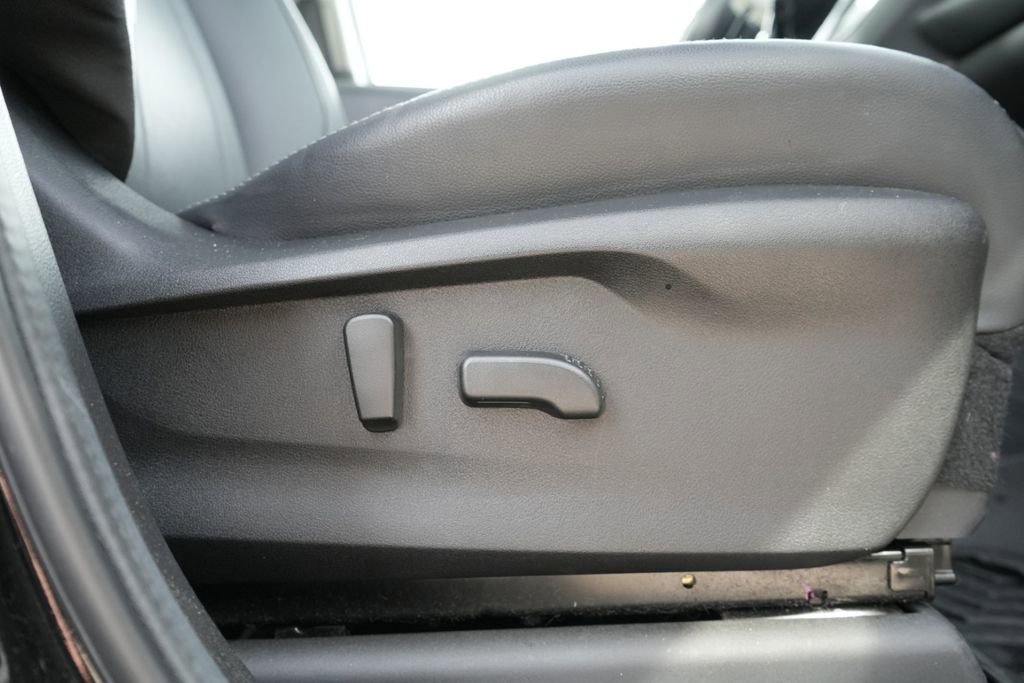 Used 2023 Subaru Ascent Limited w/ Technology Package image 15