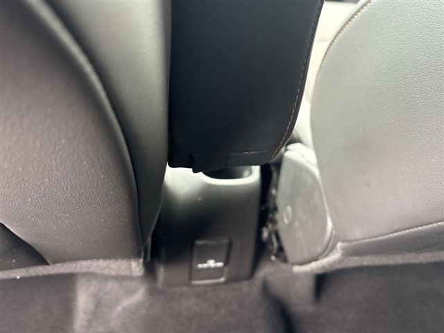 Certified 2022 Chevrolet Trax LT w/ LT Convenience Package image 20