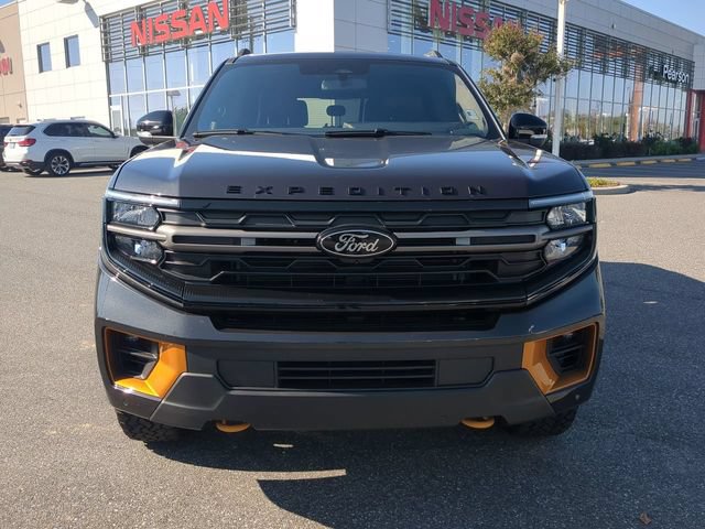 Used 2025 Ford Expedition Tremor AWD/4WD image 9