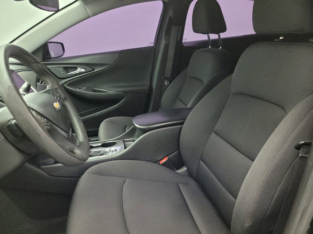 Used 2023 Chevrolet Malibu LS FWD image 17