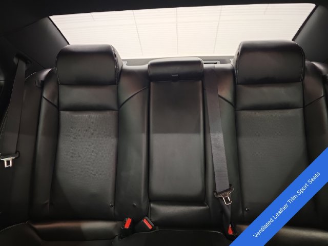 Used 2023 Chrysler 300 S w/ Comfort Group RWD image 23