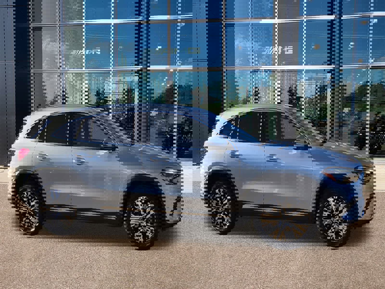 New 2026 Mercedes-Benz GLA 250 image 4