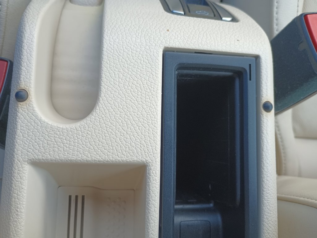 Used 2014 Volkswagen Eos Executive image 22