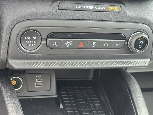 Used 2025 Ford Bronco Sport Free Wheeling w/ Convenience Package image 17