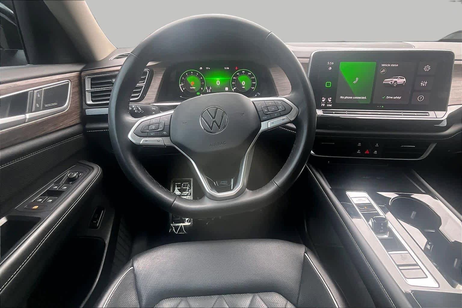 Used 2024 Volkswagen Atlas SEL Premium R-Line AWD/4WD image 6
