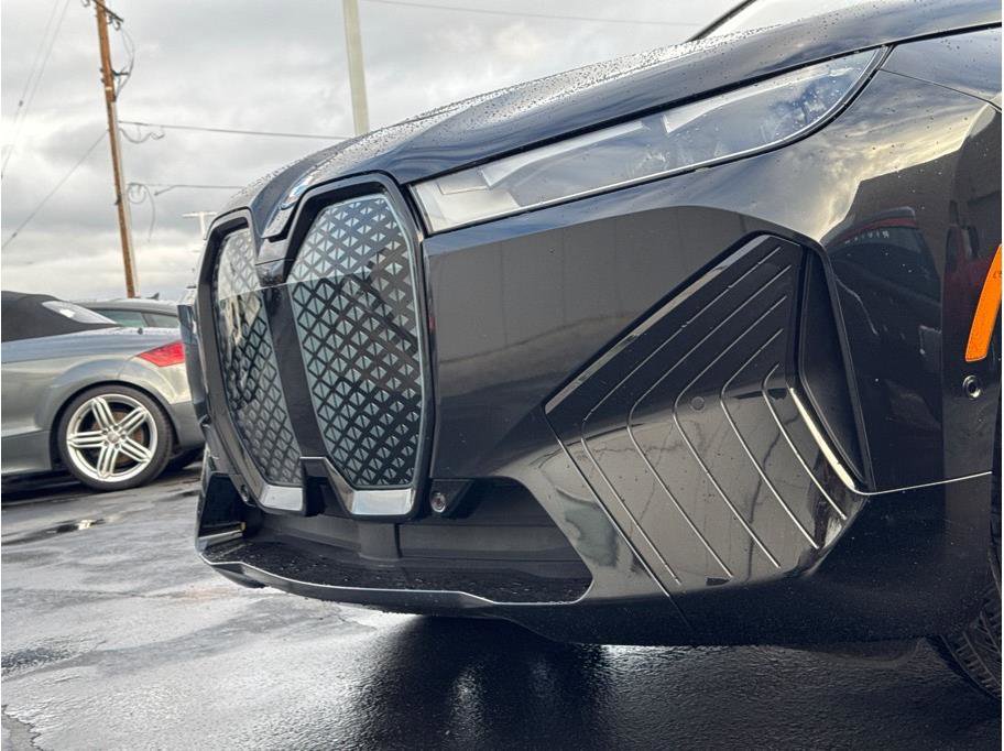 Used 2023 BMW iX xDrive50 w/ Sport Package image 33