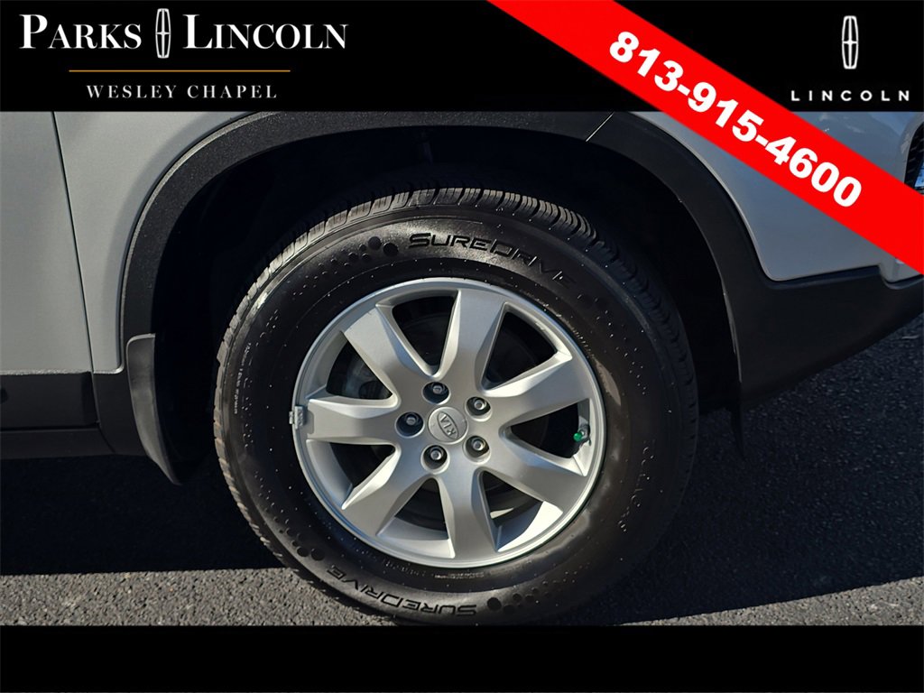Used 2011 Kia Sorento LX w/ Convenience Pkg image 30