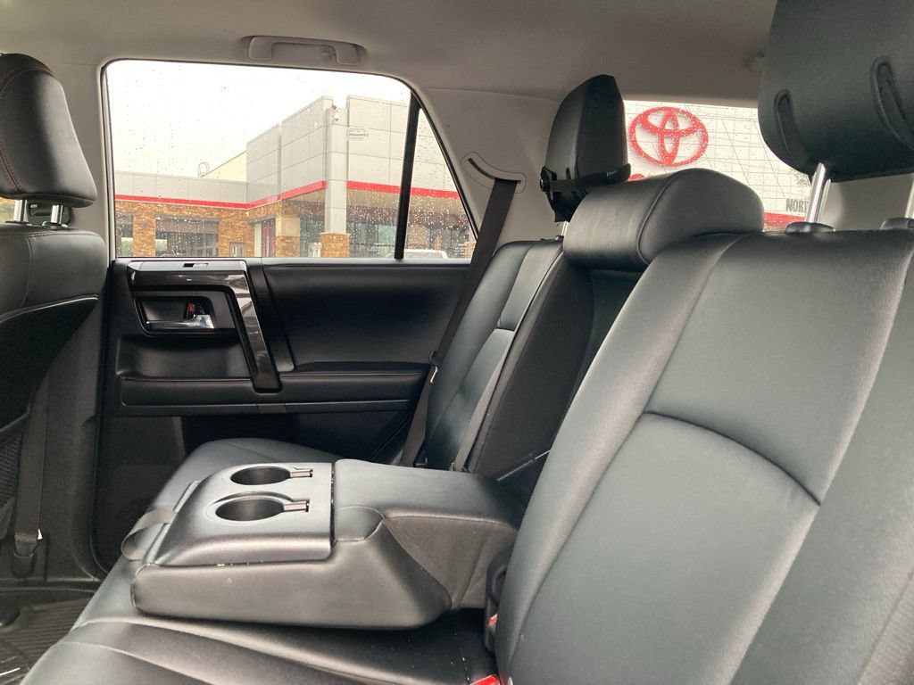 Used 2024 Toyota 4Runner TRD Off-Road Premium w/ Moonroof Package AWD/4WD image 11