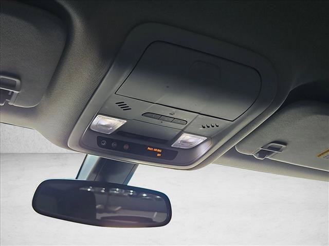 Used 2019 Chevrolet Blazer LT FWD image 21