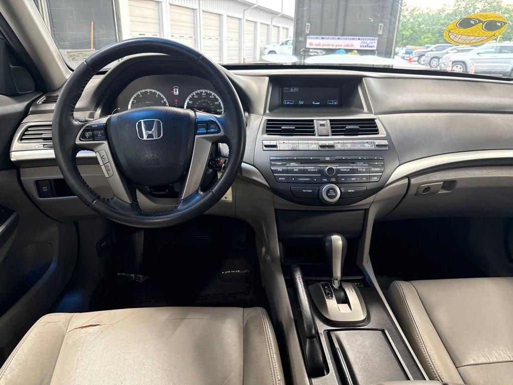 Used 2010 Honda Accord EX-L image 10