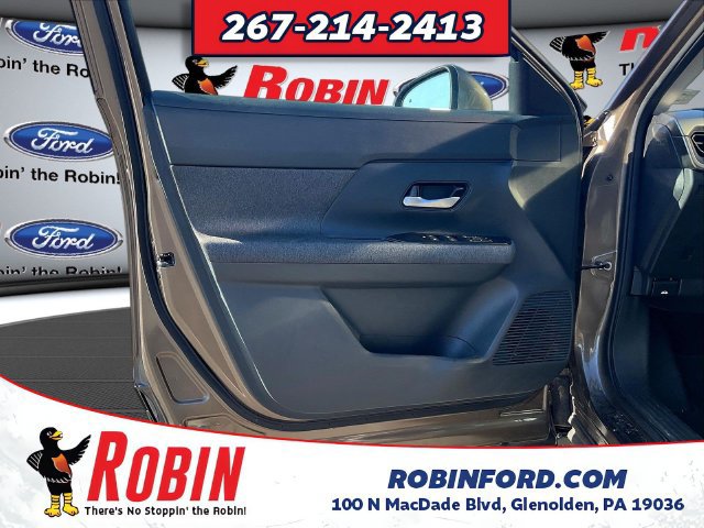 Used 2025 Nissan Kicks SV AWD/4WD image 21