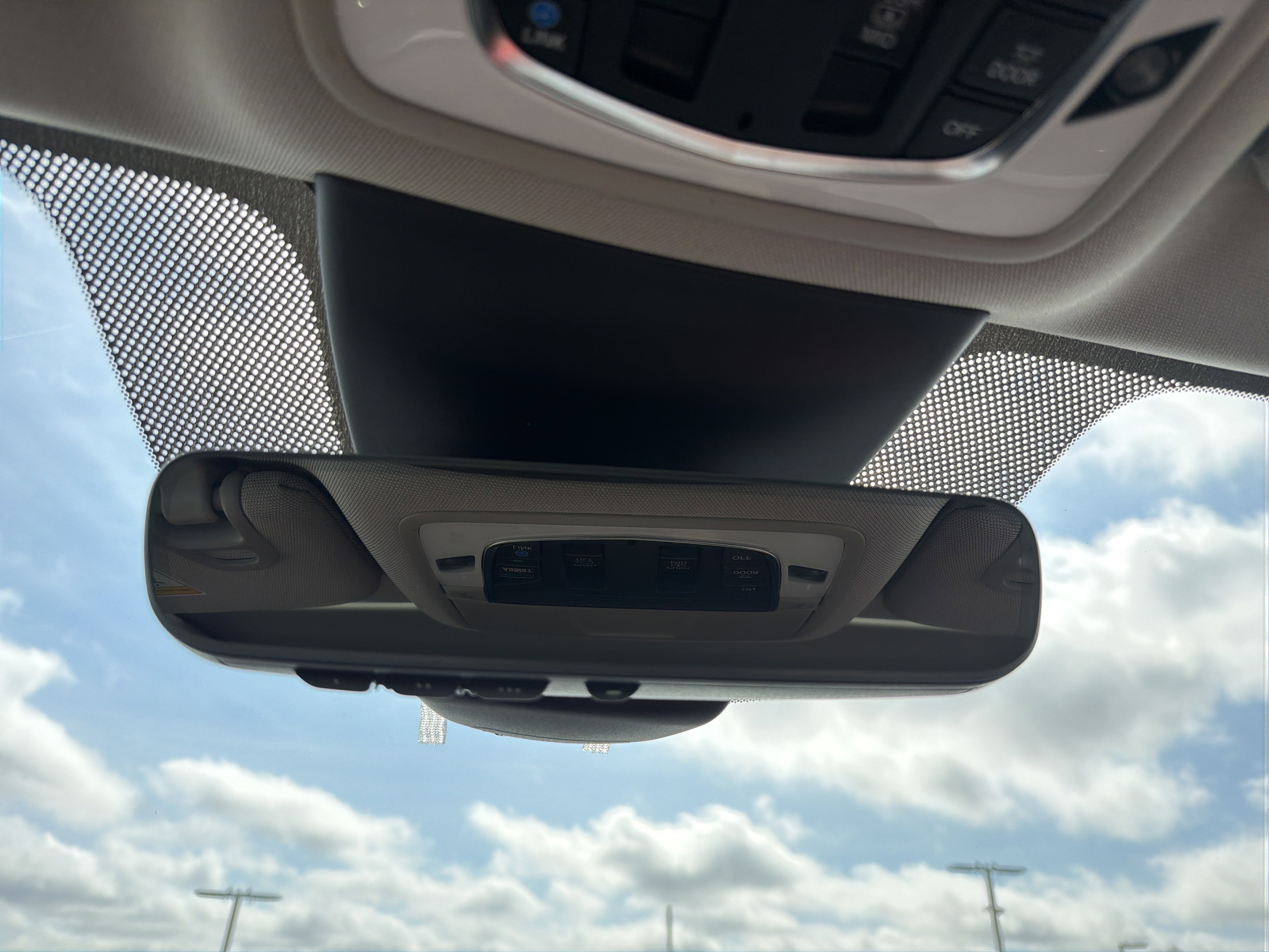 Certified 2024 Acura MDX SH-AWD w/ Technology Package image 27