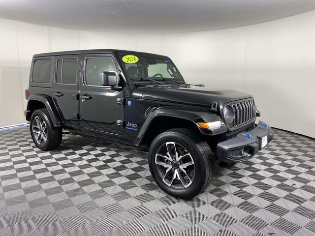 Used 2024 Jeep Wrangler Unlimited AWD/4WD image 1