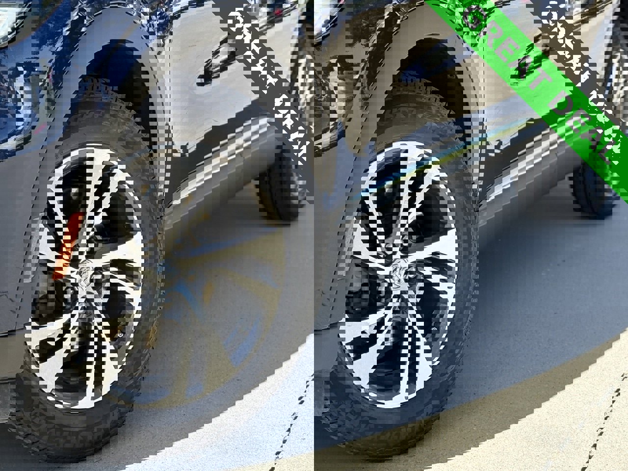 Used 2022 Buick Envision Essence w/ Safety Package image 9