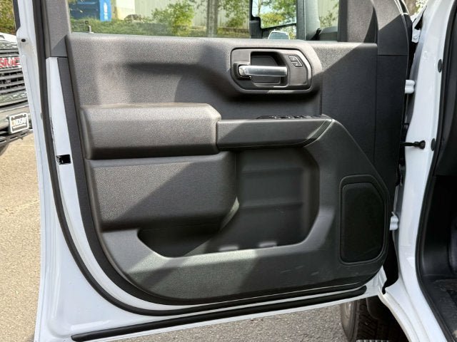 New 2026 GMC Sierra 3500 Pro AWD/4WD image 9