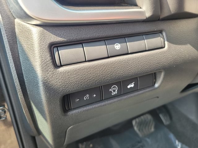 Certified 2024 Nissan Rogue SV AWD/4WD image 19