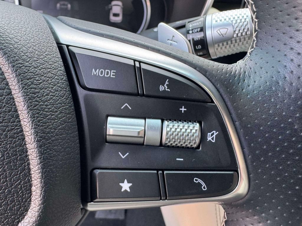 Certified 2026 Genesis G70 2.5T AWD/4WD image 24